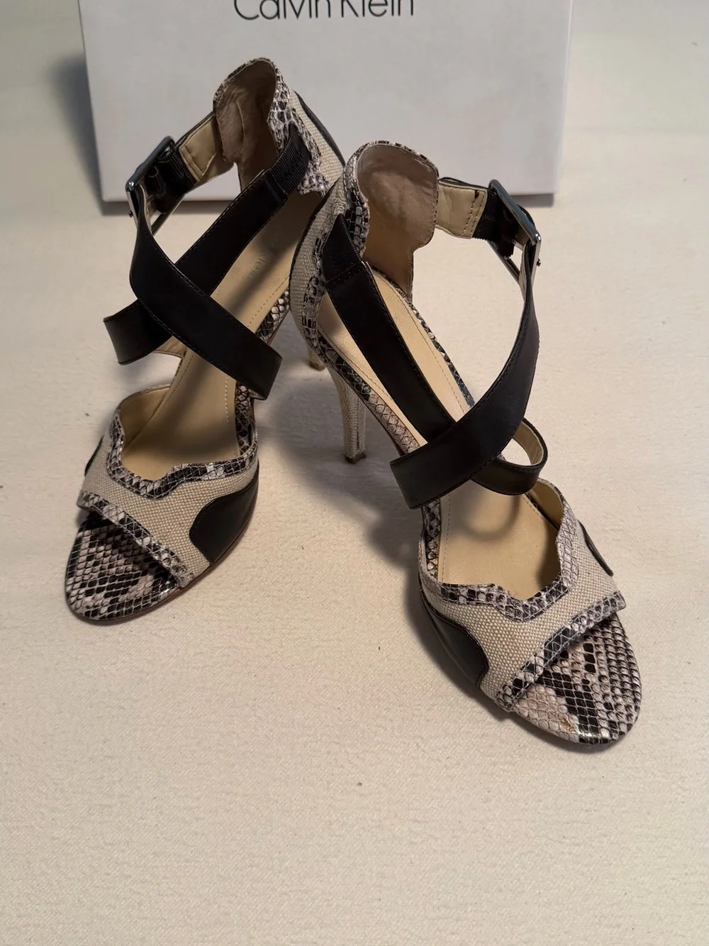 Calvin Klein Zahara Linen/Classic Python Heels Style E3748 Size 9